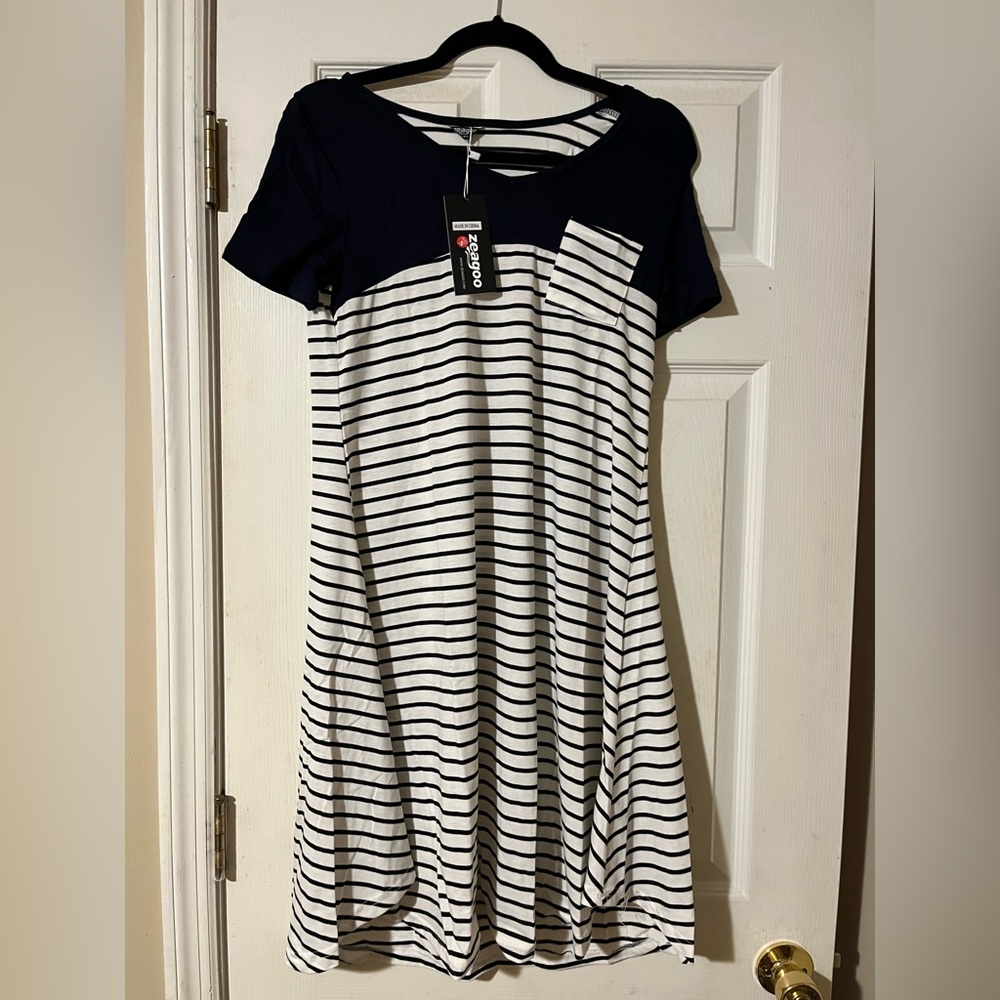 Zeagoo t shirt dress black stripe NWT SIZE small